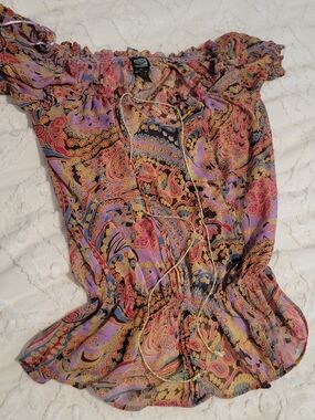 Tolani Lavender & Pink Paisley Off-Shoulder Blouse